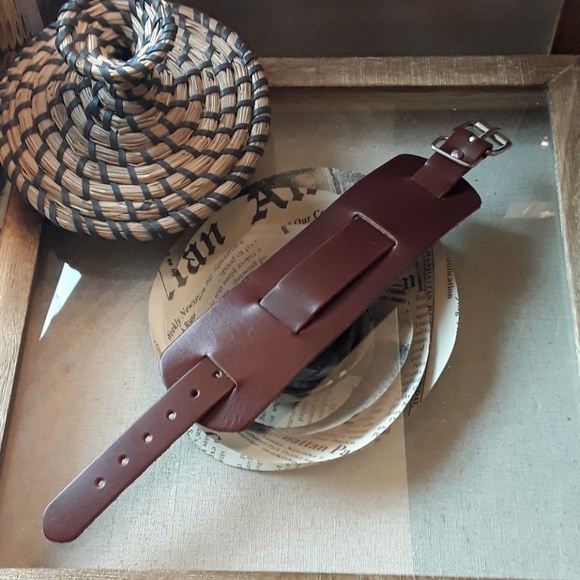 NEW Genuine Leather Buckle Wrap Bracelet - Picture 6 of 7